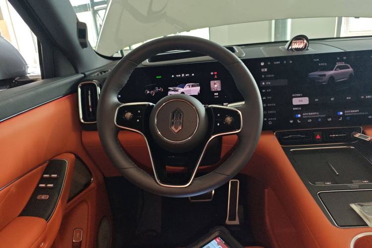 Used Hima AITO M8 2025 Extended-Range Ultra Version 53.4 kWh 5-Seater Edition Steering Wheel