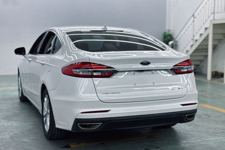 Used Ford Mondeo 2020 EcoBoost 180 Stylish Model Exterior 4