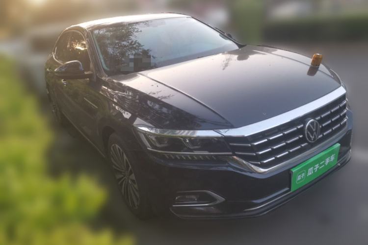 Used Volkswagen Passat 2020 Revised Version 330TSI Luxury Edition China VI Standard
