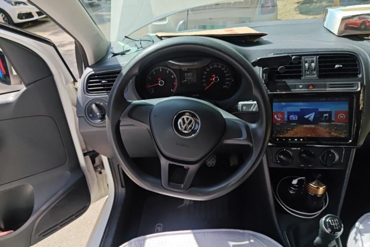 Used Volkswagen Polo 2016 1.4L Manual Fashion Model