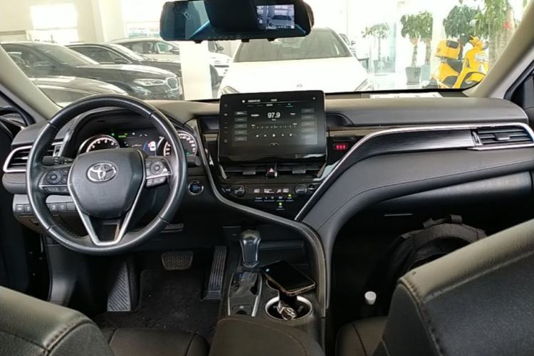 Used Toyota Camry 2021 2.0G Luxury Edition