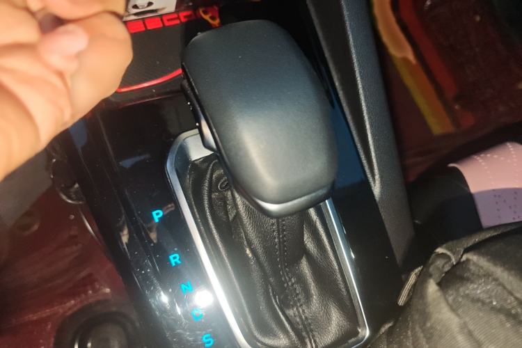 Used Ford Escort 2021 1.5L Automatic Diamond Edition Gear Lever