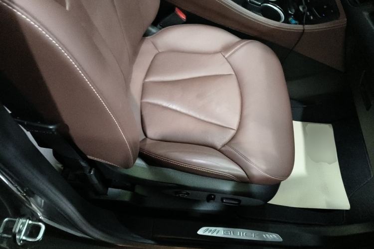 Used Buick Envision 2019 20T Two-Wheel Drive Luxury Version China VI Standard
