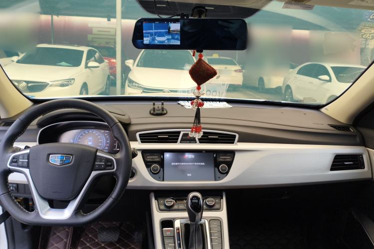 Used Geely Auto Emgrand X7 Sport 2018 1.8TD Automatic Two-Wheel Drive Smart Connect 4G Internet Edition
