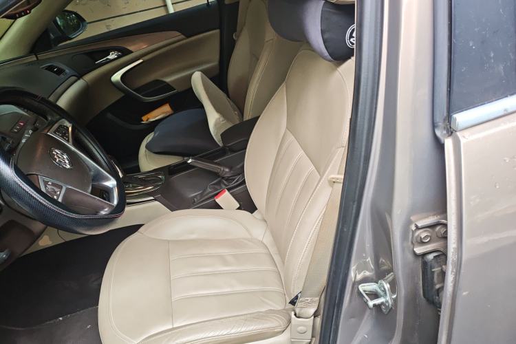 Used Buick Regal 2012 2.4L SIDI Elite Edition Left Front Seat