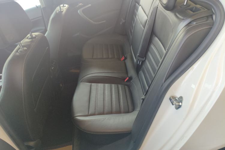 Used Buick Regal 2014 1.6T Fashionable Tech Edition Left Rear Seat