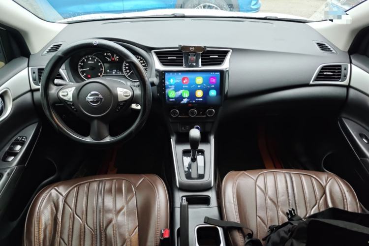 Used Nissan Sylphy 2024 Classic 1.6XE CVT Comfort Edition Center Console