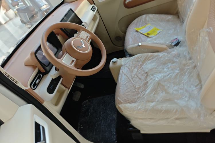 Used Wuling Hongguang MINIEV 2024 3rd Generation 215km Youth Edition