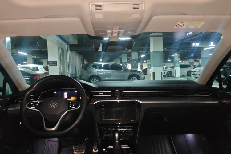 Used Volkswagen Magotan 2025 Zhongxiang Model 280TSI DSG Luxury Version