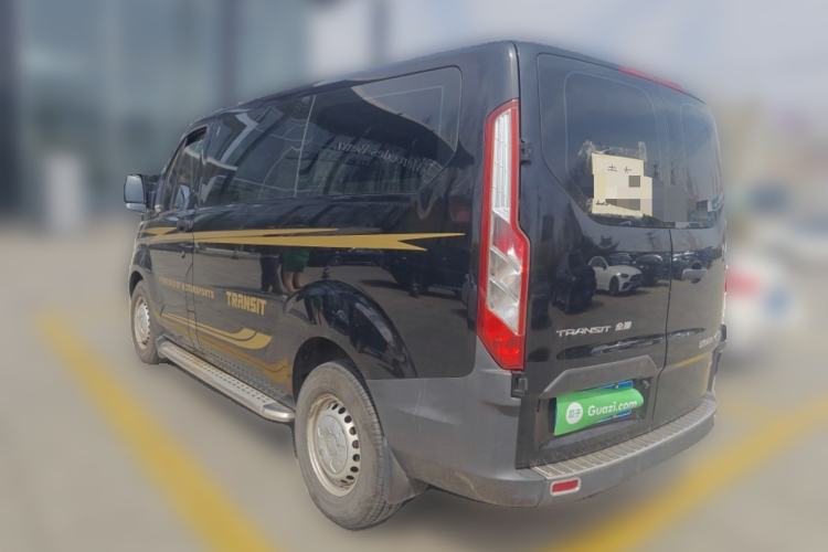 Used Ford Transit 2019 2.0T Diesel Multi-Purpose Commercial Vehicle Short Wheelbase Low Roof 6-Seater China VI Standard