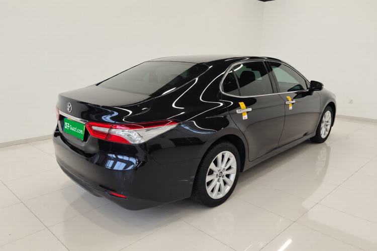 Used Toyota Camry 2018 2.0G Luxury Edition
