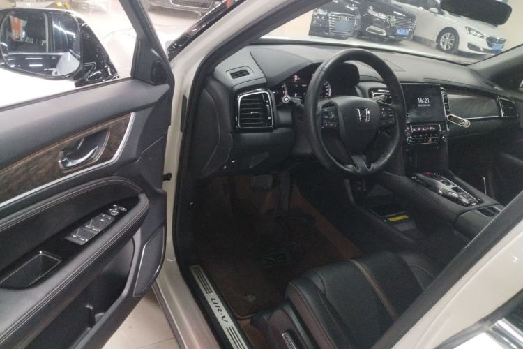 Used Honda UR-V 2020 370TURBO Two-Wheel Drive Luxury Edition