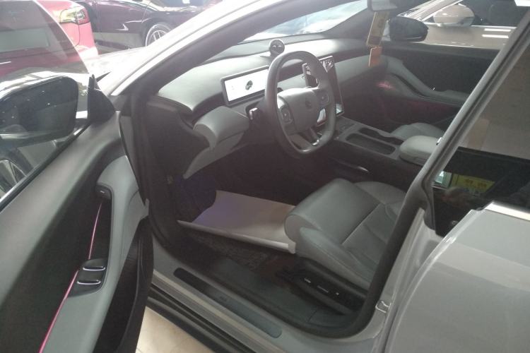 Used Nio ET5T 2024 75kWh Touring