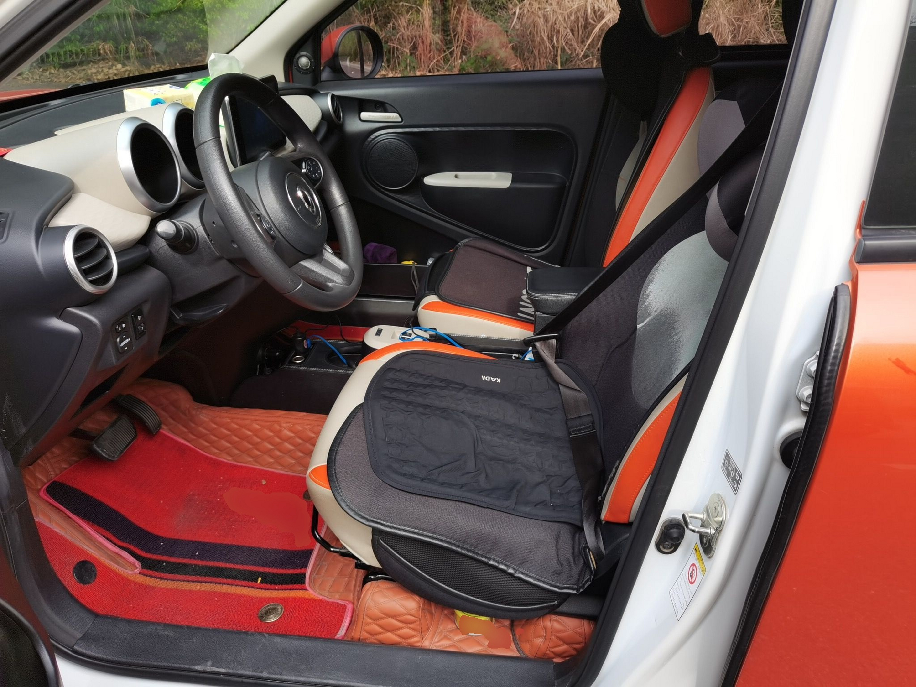 Переднее сиденье в автомобиле