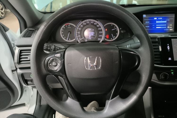 Used Honda Accord 2015 2.0L LX Comfort Edition Steering Wheel