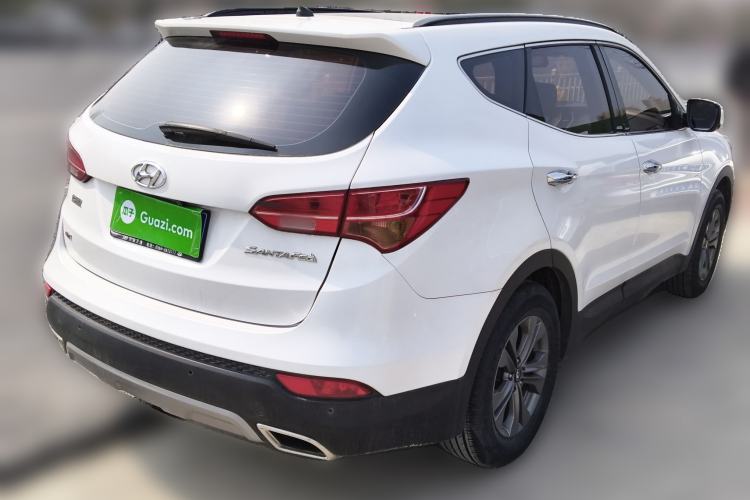 Used Hyundai Santa Fe 2013 2.4L Automatic Two-Wheel Drive Smart Version