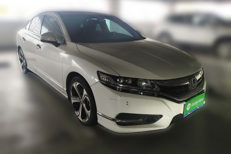 Used Honda Spirior 2017 2.0L Classic Edition Front Right 45 Deg