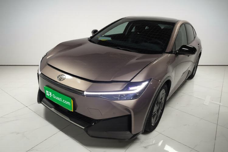 Used Toyota bZ3 2023 616 km Long-Range Premium