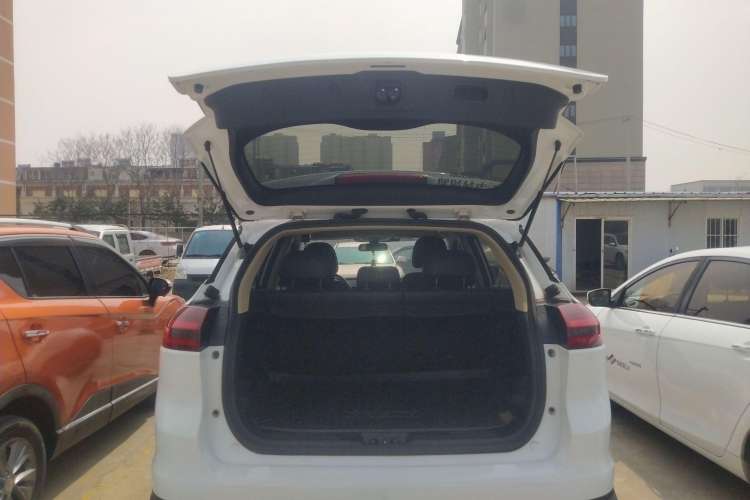 Used Geely Auto Emgrand X7 Sport 2018 1.8TD Automatic Two-Wheel Drive Smart Connect 4G Internet Edition