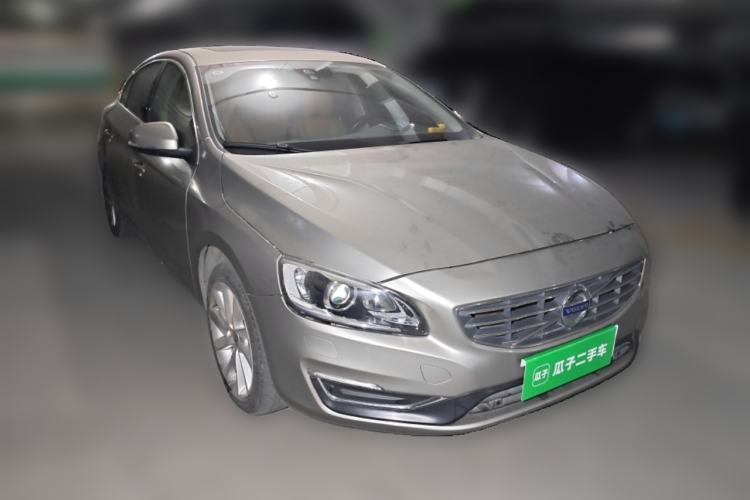 Used Volvo S60 2015 S60L 2.0T Zhiyuan Edition