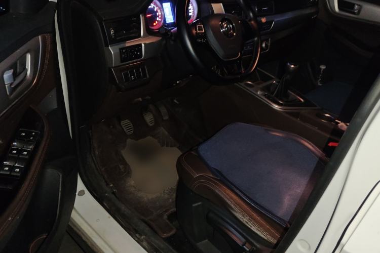 Used FORTHING Joyear X5 2017 2.0L Manual Luxury Version