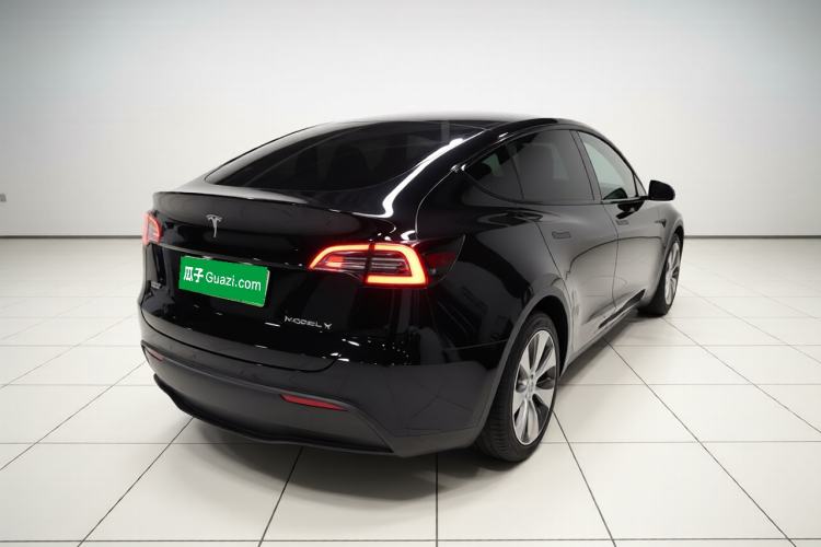 Used Tesla Model Y 2021 Standard Range Rear-Wheel Drive Version Rear Right 45 Deg