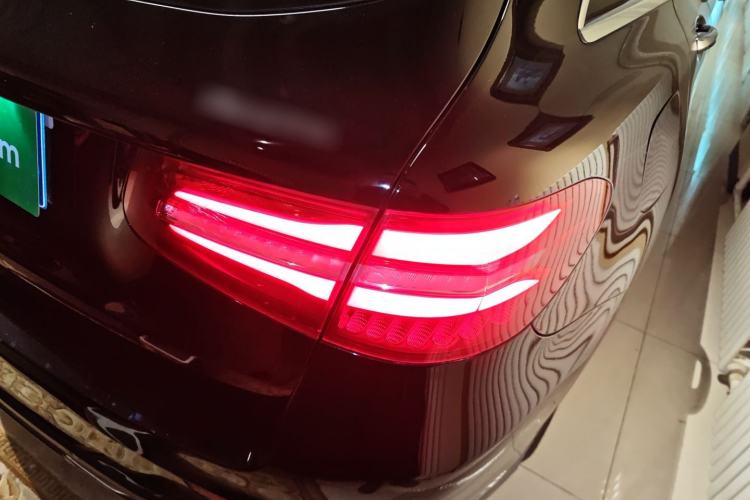 Used Mercedes-Benz GLC 2017 GLC 260 4MATIC Luxury Model