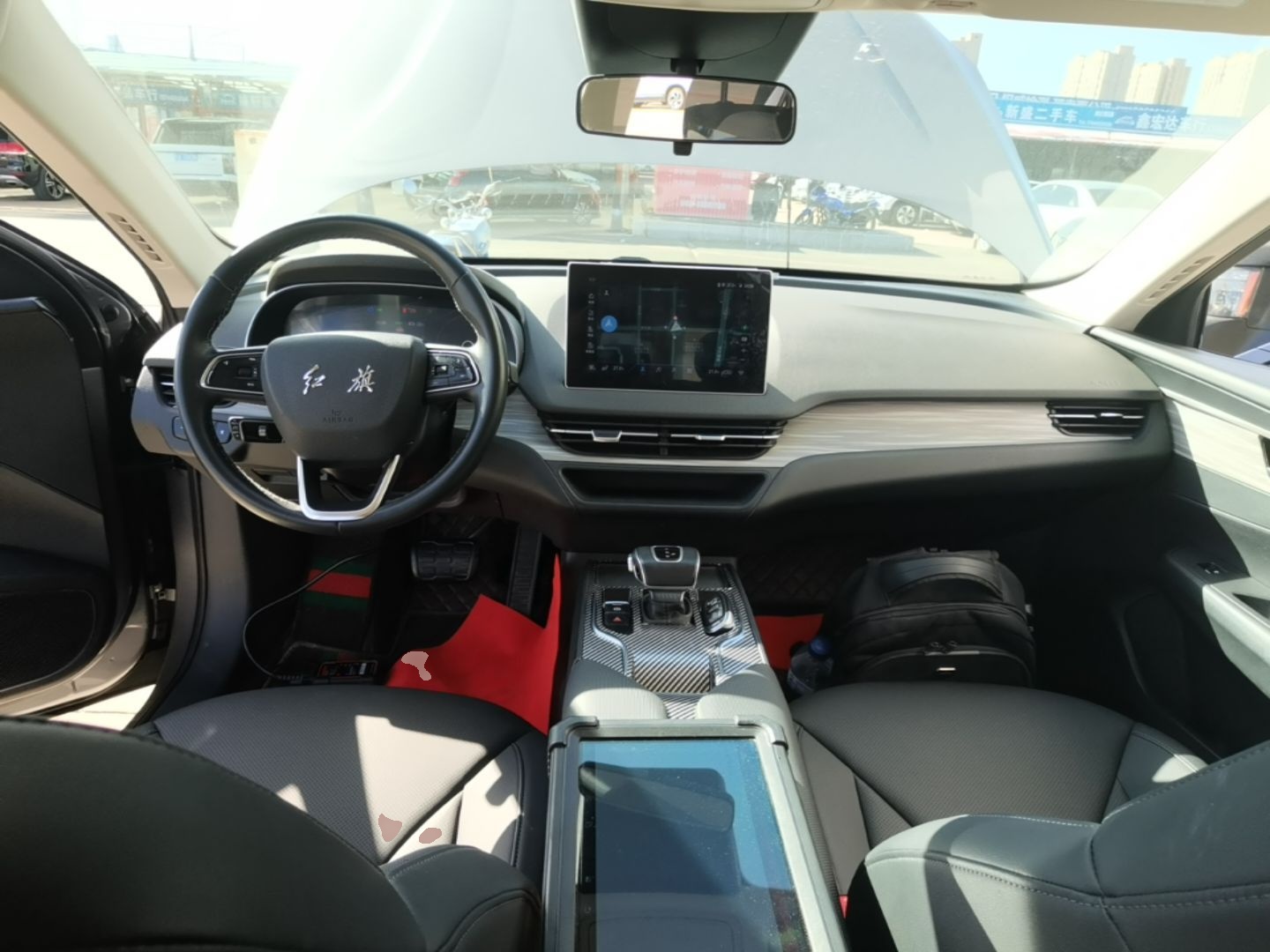 Hongqi E-QM5 2024 610 km PLUS — снимка 12