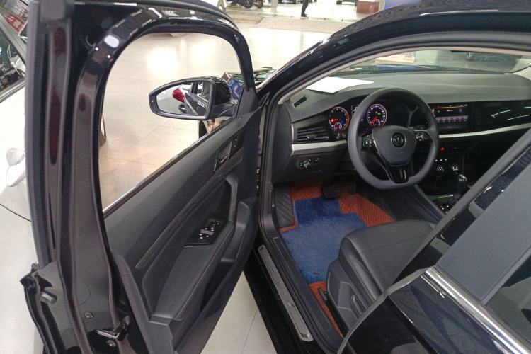 Used Volkswagen Lavida 2021 1.5L Automatic Comfort Edition
