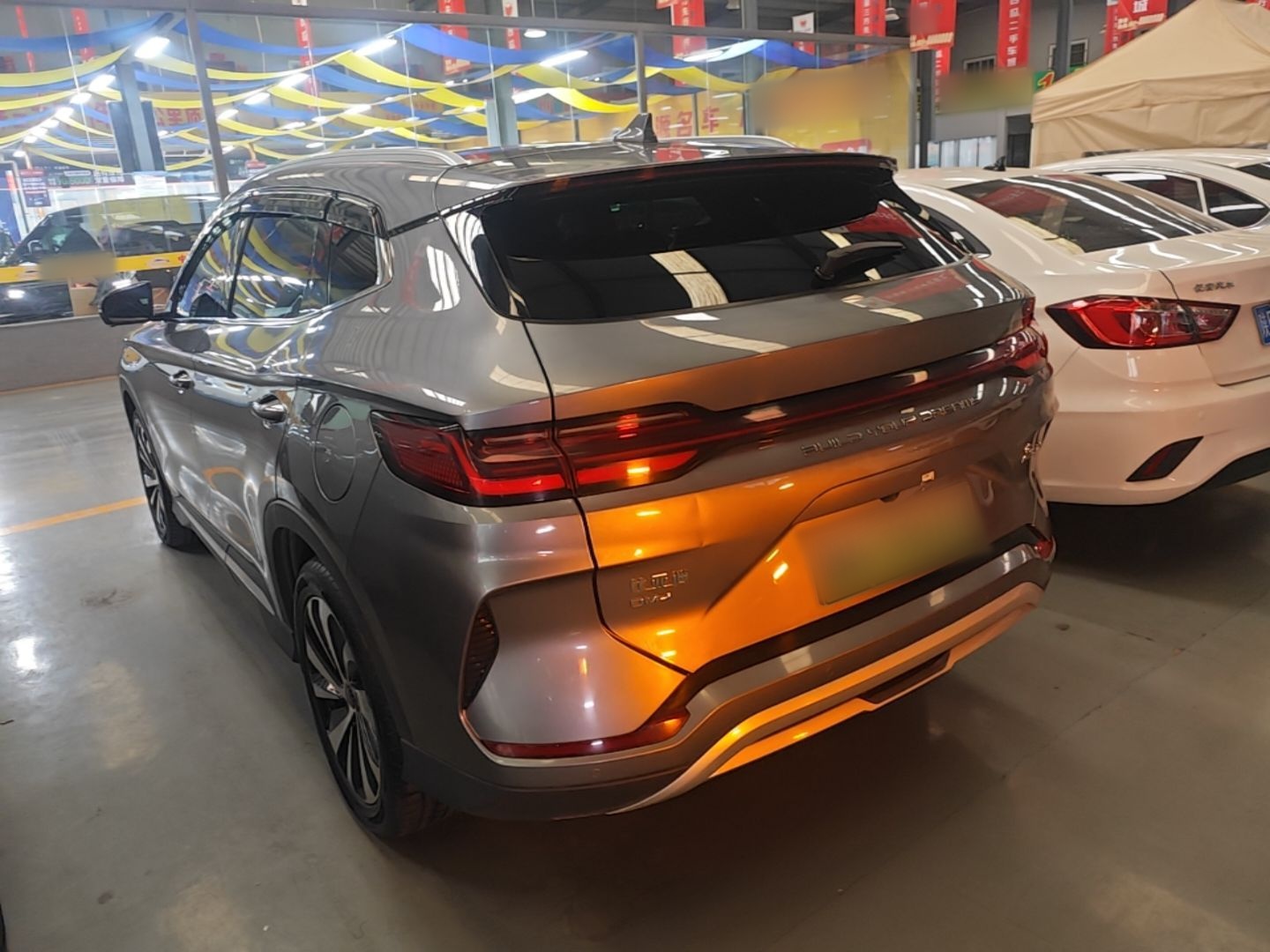 BYD Song PLUS New Energy 2024 HONOR Edition DM-i 110km Flagship Model — снимка 4