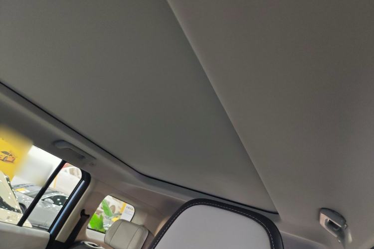 Used iCAR 03 2024 501km Two-Wheel Drive Long-Range Version Headliner