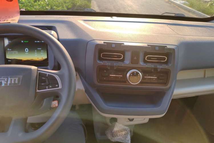 Used SRM New Energy E3L 2024 Custom Luxury Model