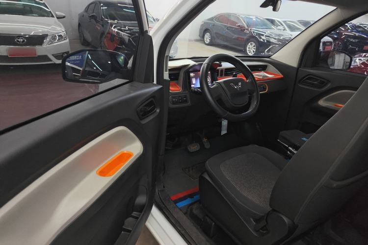 Used Wuling Hongguang MINIEV 2021 Macaron Fashion Edition Lithium-Ion Battery Driver Seat