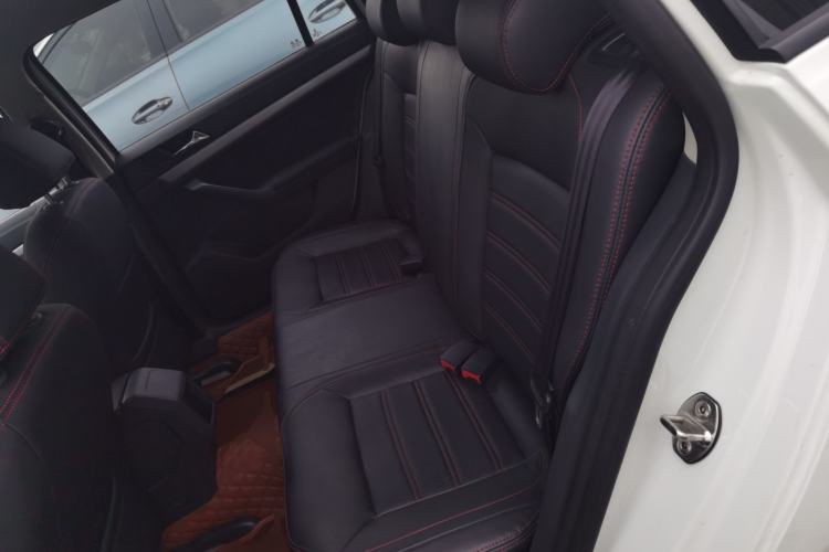 Used Volkswagen Gran Lavida 2017 1.6L Automatic Fashion Edition
