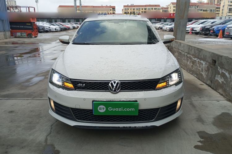 Used Volkswagen Sagitar 2013 2.0 TSI GLI Front