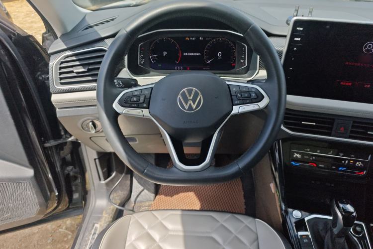 Used Volkswagen Tayron 2023 330TSI Two-Wheel-Drive Luxury Plus Advanced Version
