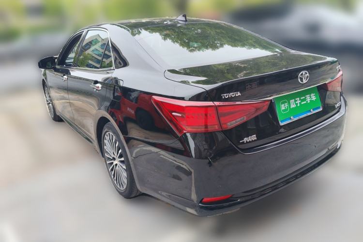 Used Toyota Crown 2015 2.0T Luxury Edition Rear Left 45 Deg