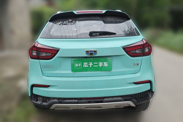 Used Geely Auto Vision X3 2019 Upgraded Model 1.5L Manual Elite Version Rear