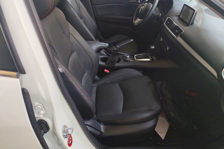 Used Mazda 3 Axela 2016 Sedan 2.0L Automatic Sport Model
