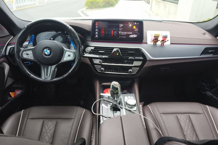 Used BMW 5 Series 2023 530Li Leading Model M Sport Package Center Console