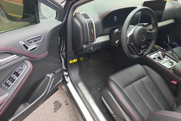 Used BYD Tang New Energy 2019 DM 2.0T All-Wheel Drive Smart Connectivity Enjoyment Model 7 Seats China VI Standard
