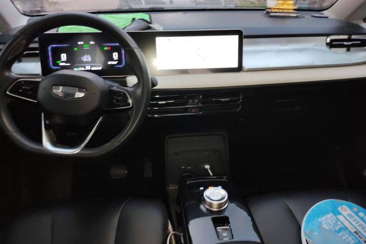 Used Geometry E Firefly 2023 320KM Cute & Handsome Tiger 5 Seats
