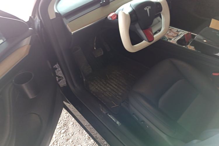 Used Tesla Model Y 2022 Revised Version Rear-Wheel Drive Driver Seat