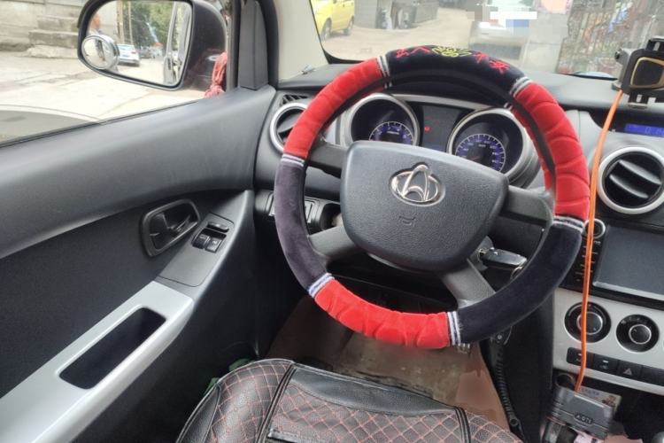 Used CHANGAN KAICHENG Ounuo S 2014 1.3L Happiness Model
