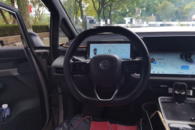 Used Hycan Z03 2022 510 km Range Trendy Cool Version 135 kW 63.98 kWh