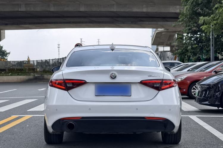 Used Alfa Romeo Giulia 2017 2.0T 200HP Elite Edition