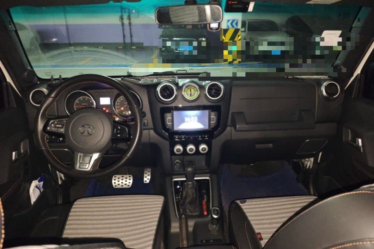 Used BAIC Off-Road BJ40 2016 40L 2.3T Automatic All-Wheel Drive Premium Edition