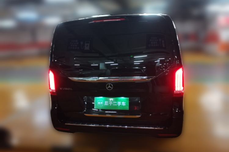 Used Mercedes-Benz V-Class 2021 V 260 L Long-wheelbase Luxury Edition