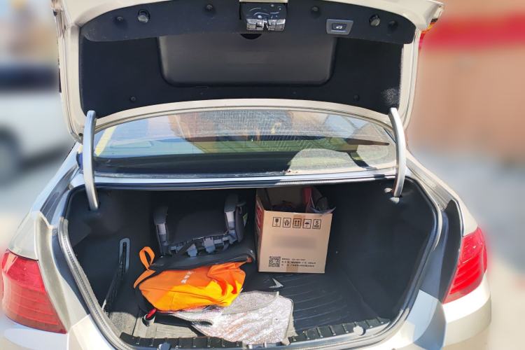 Used BMW 5 Series 2017 525Li Leading Model