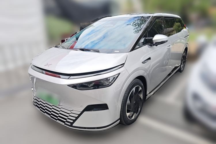 Used XPeng X9 2024 702 Ultra-Long Range Pro